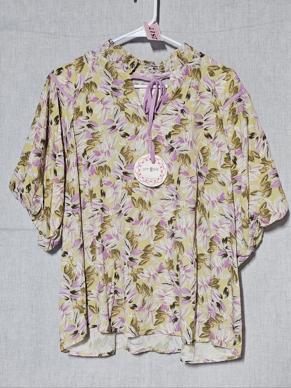 Umgee Olive Green & Pink Floral Puff-Sleeve Blouse